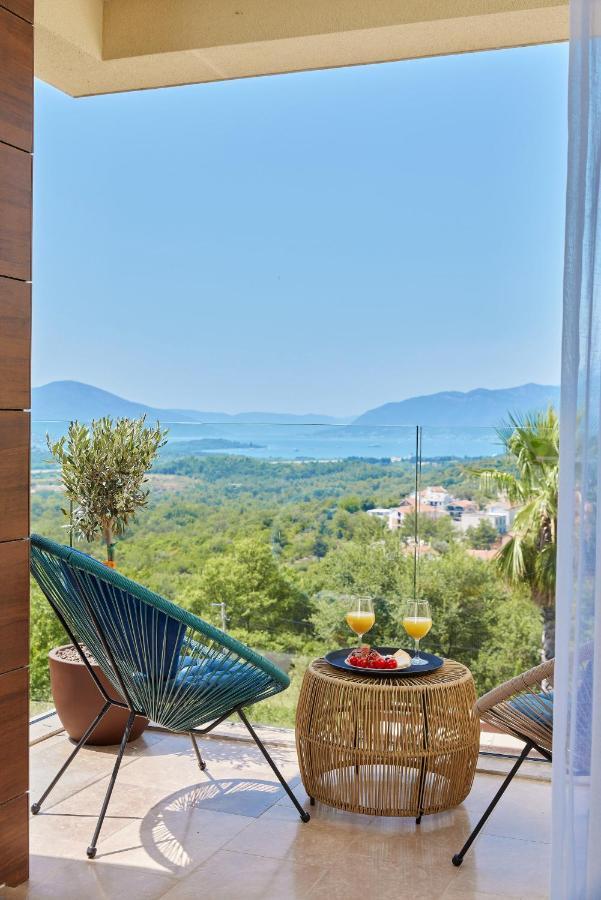 Przice Gardens With Pool Apartment Kotor